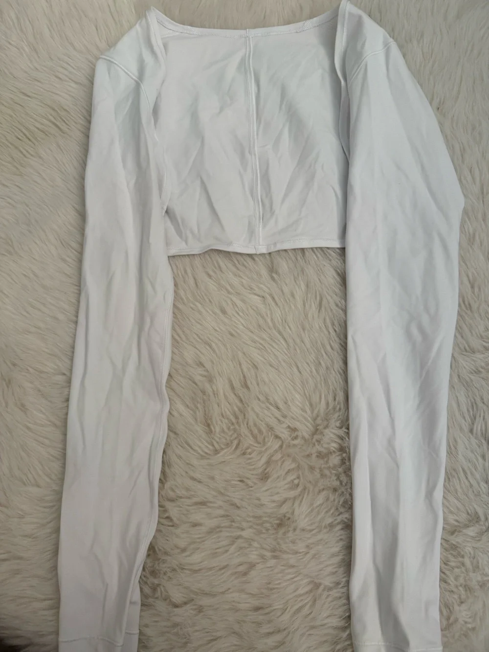 Lululemon White Shaw Workout Cover